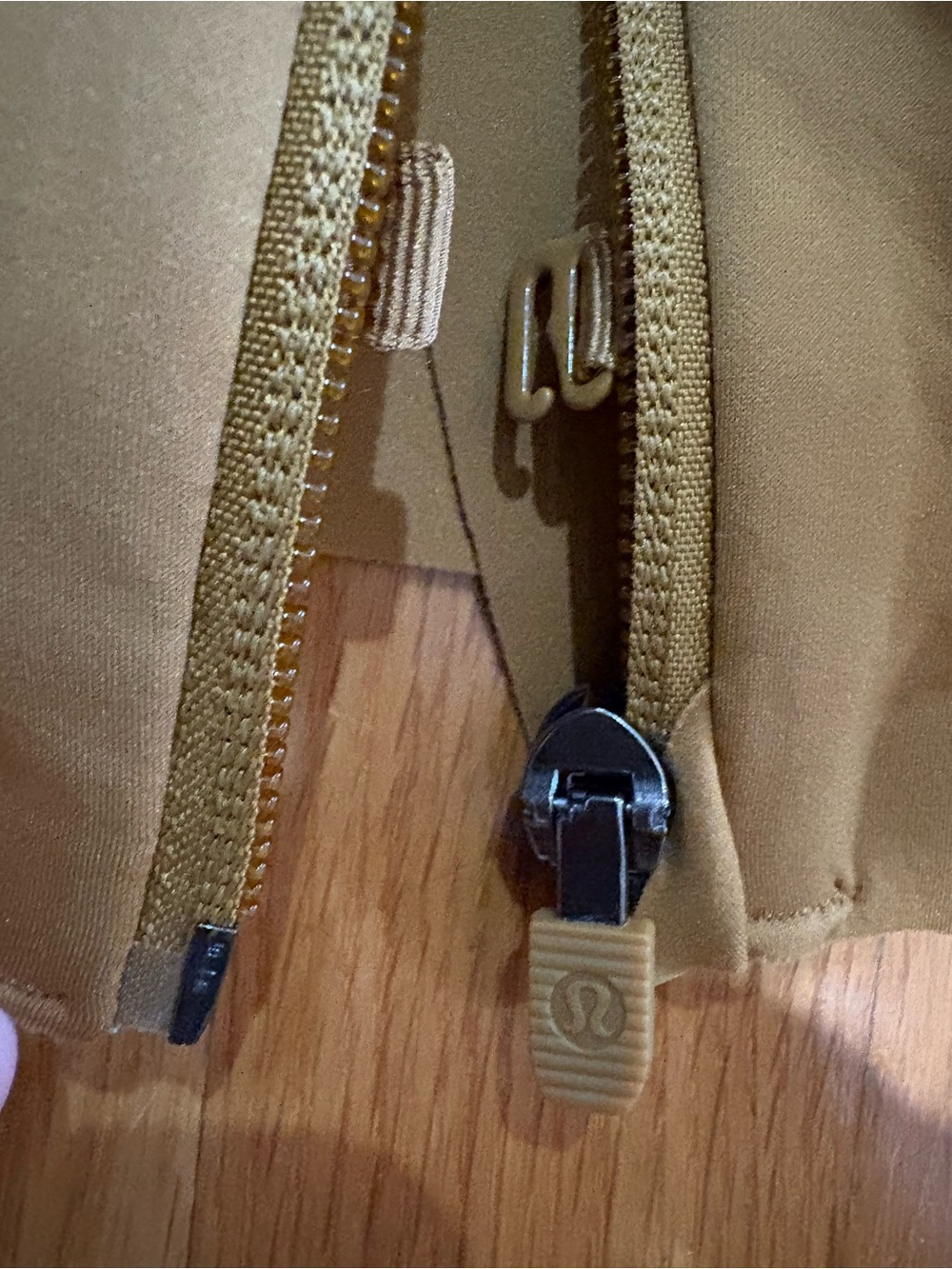 Lululemon 38D High Support Front Zip Sports Bra Golden Brown - Picture 7 of 8